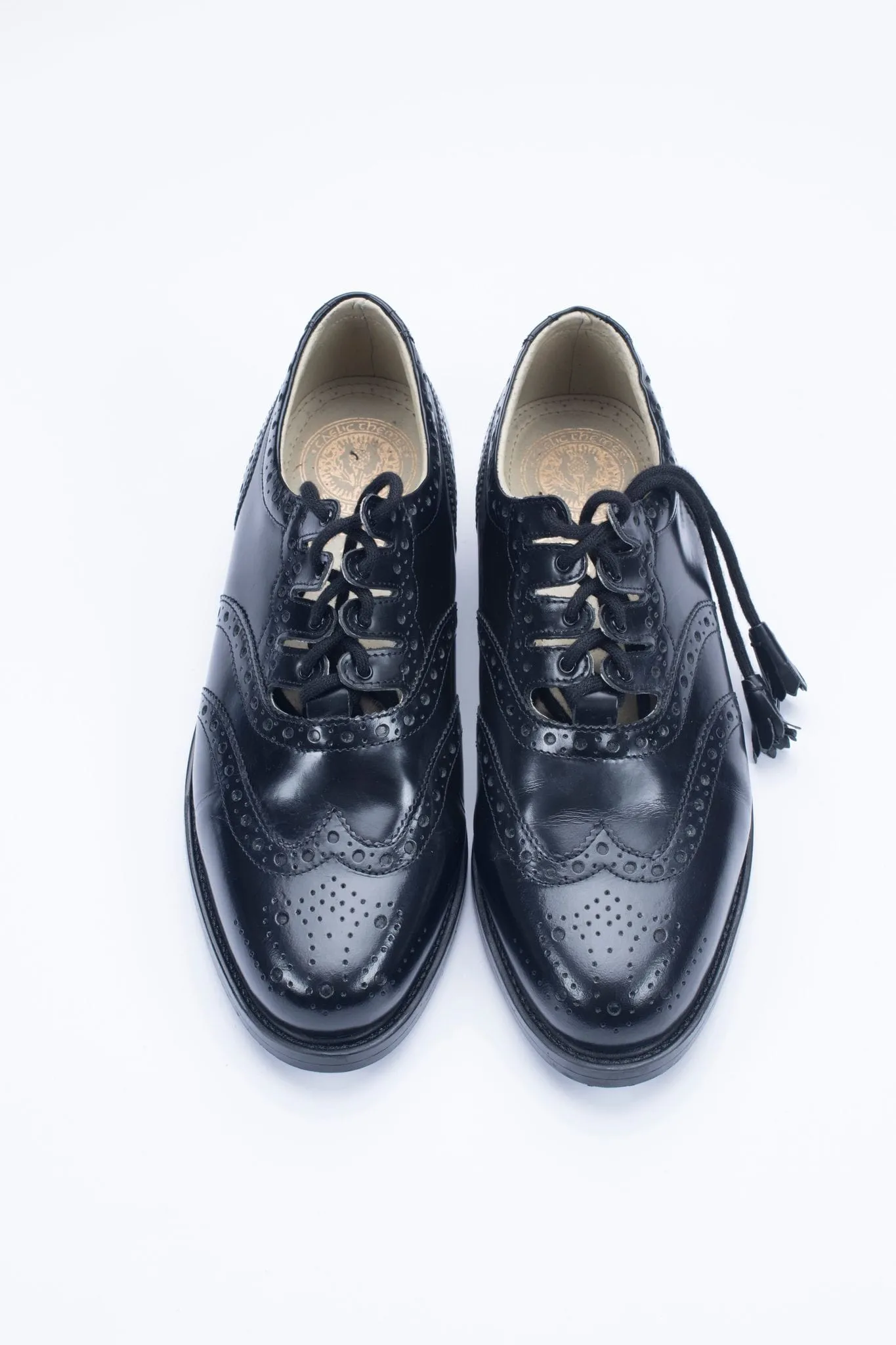Arran Navy Tweed Kilt Outfit