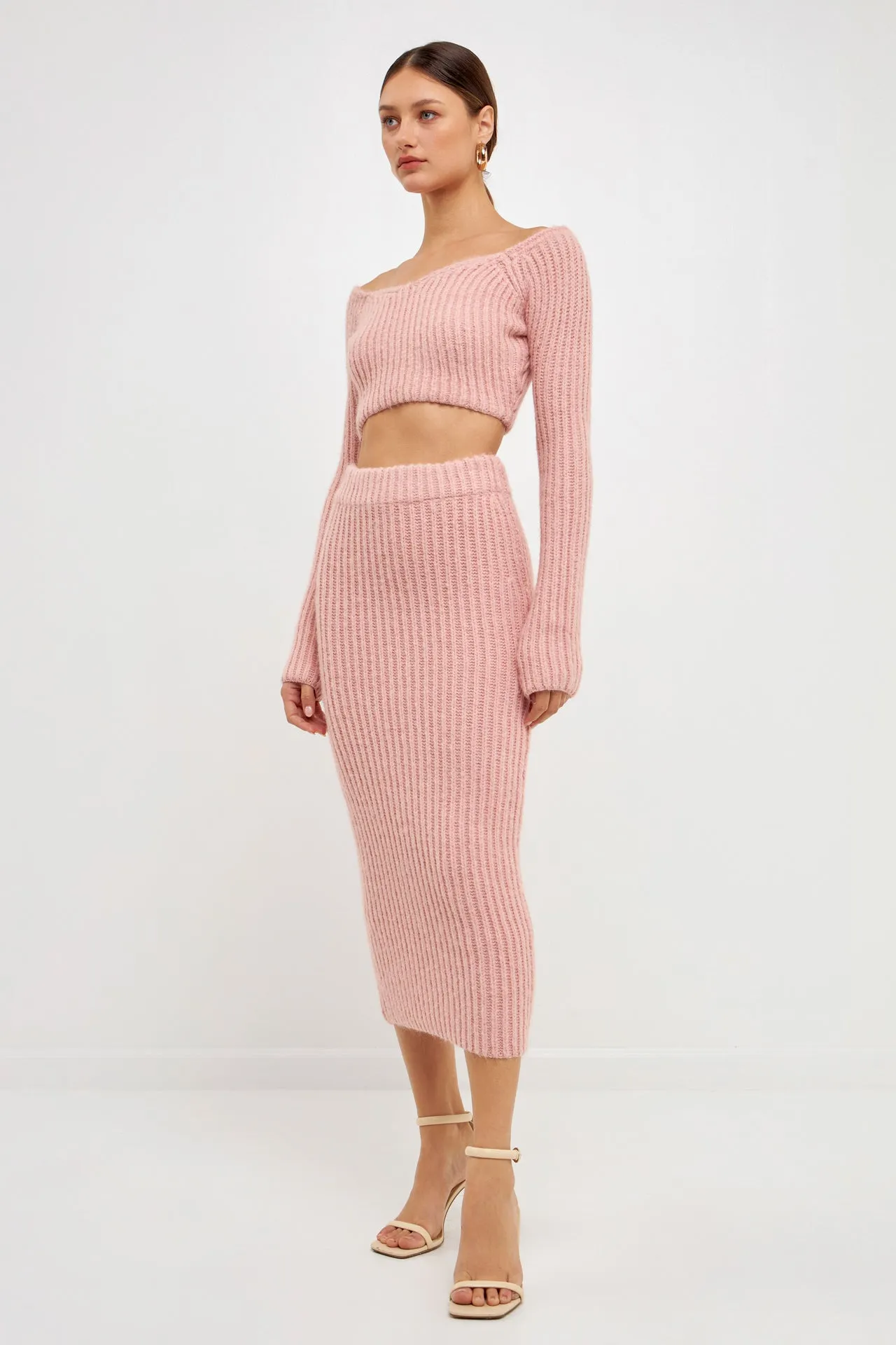 Endless Rose - Women's Cropped Long Sleeve Sweater