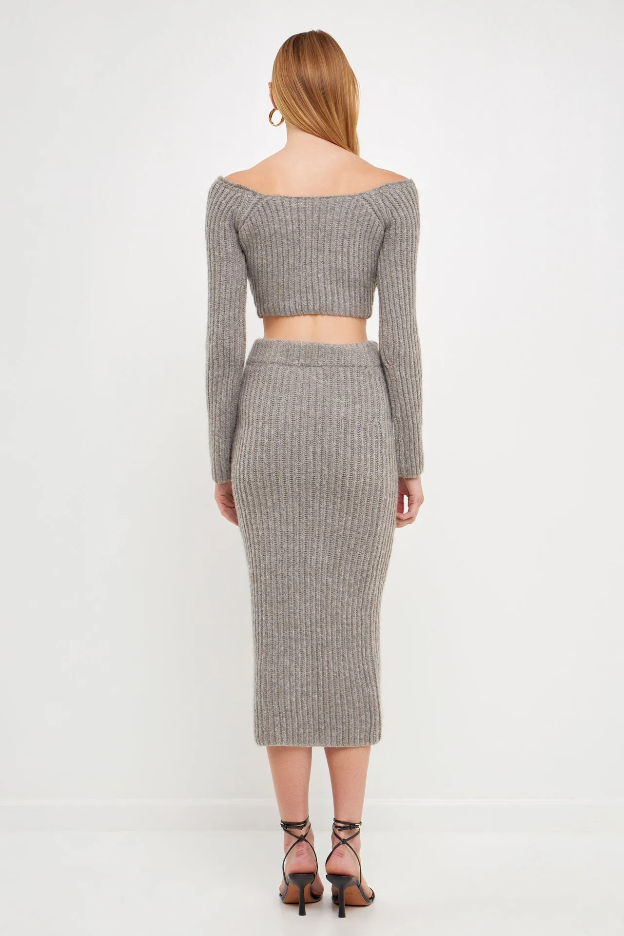 Endless Rose - Women's Cropped Long Sleeve Sweater