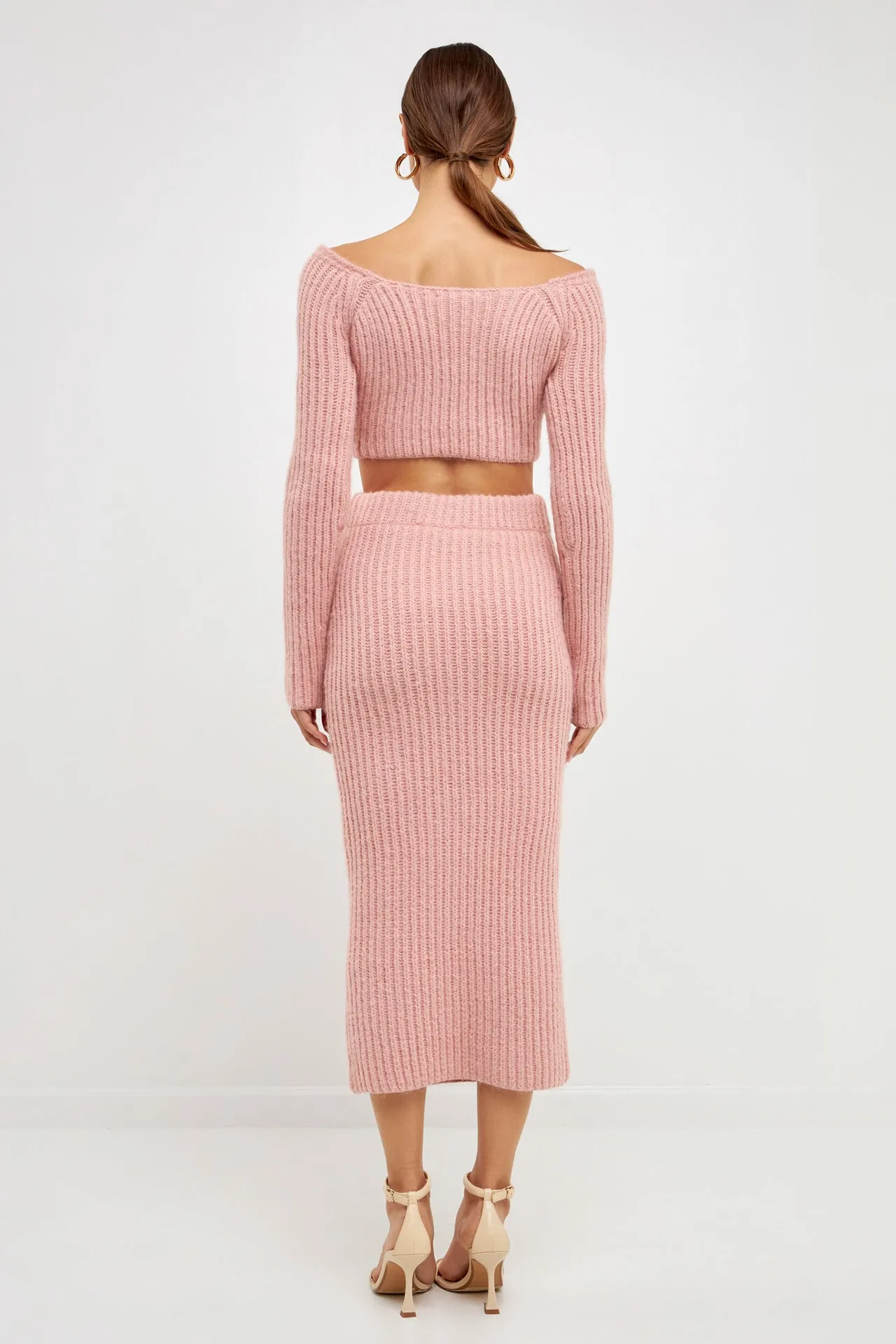 Endless Rose - Women's Cropped Long Sleeve Sweater