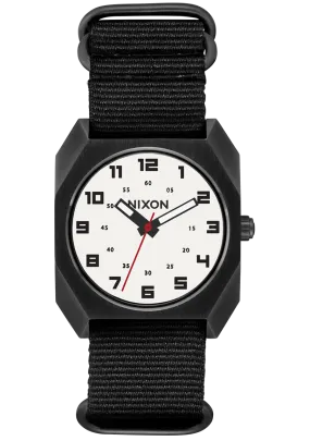 Scout - Black / Black